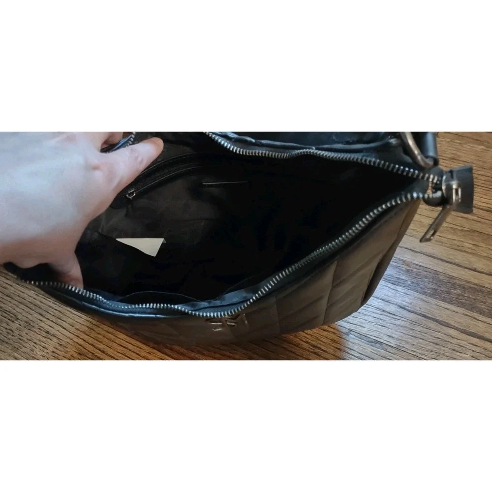Steve Madden Black Quilted Hobo Shoulder Bag SM Logo Faux Leather Gunmetal chain